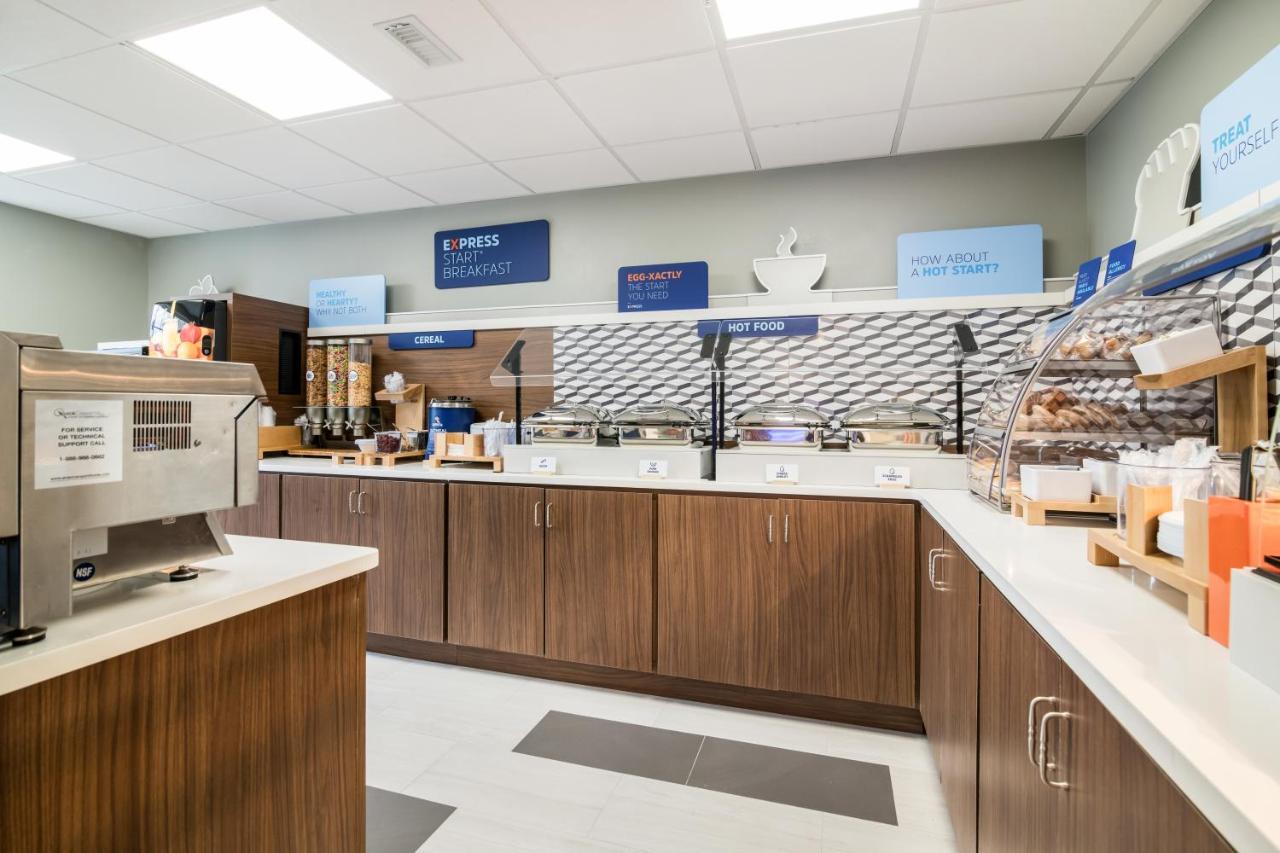 Holiday Inn Express - Plymouth By Ihg Dış mekan fotoğraf