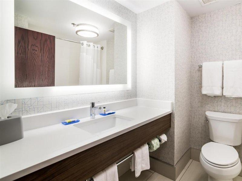 Holiday Inn Express - Plymouth By Ihg Dış mekan fotoğraf