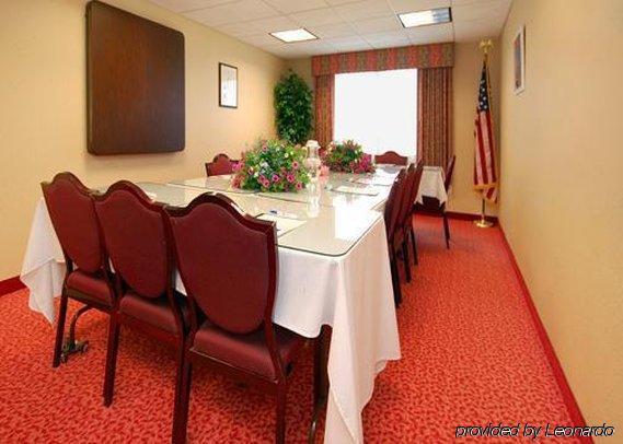 Holiday Inn Express - Plymouth By Ihg Restoran fotoğraf